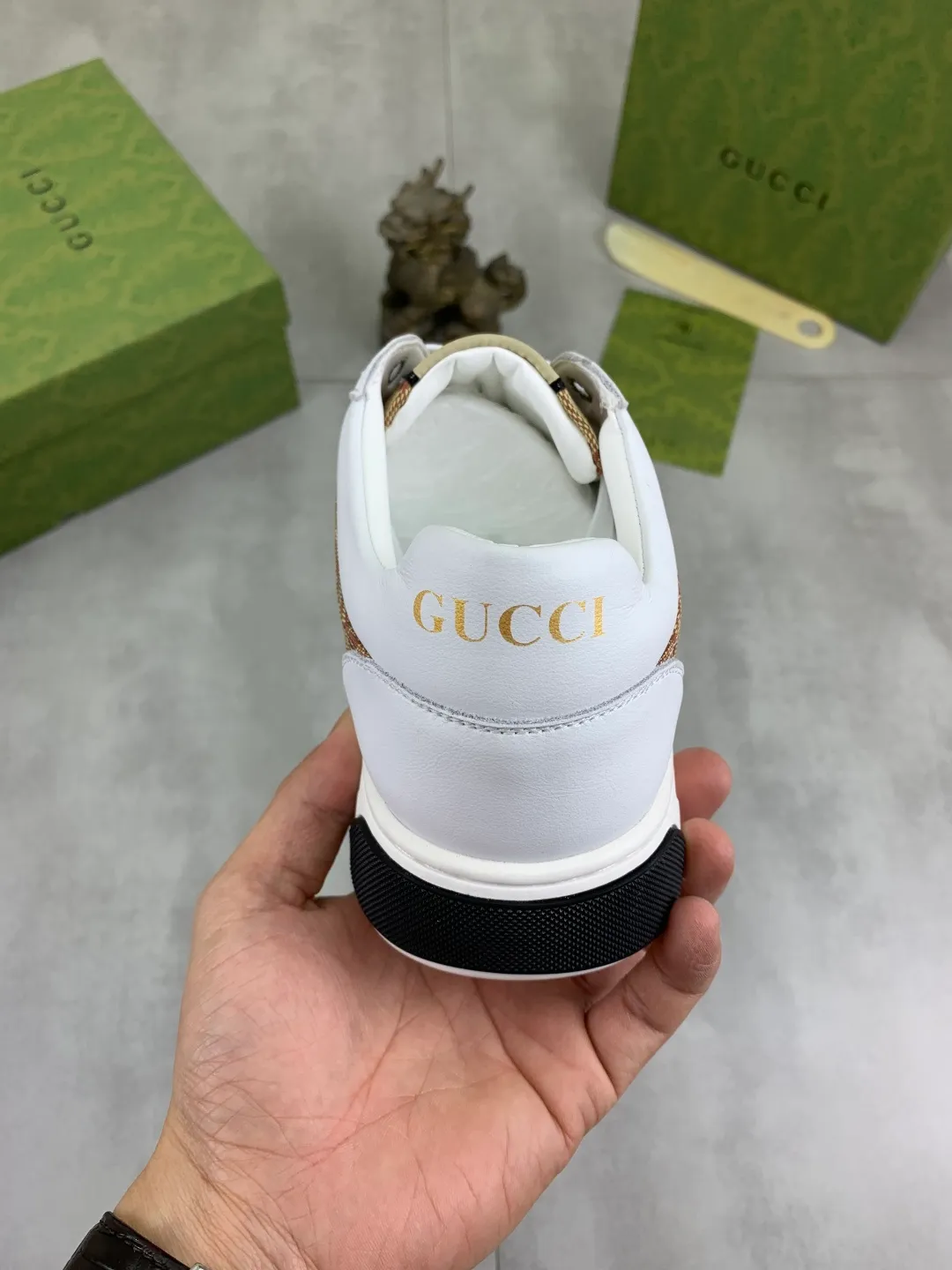 Men's shoes 💰P420💰 [New model] (GUCCI) official website's latest 🎁🎁casual and fashionable men's shoes 👟, hot style 💥 style is simple and elegant, exclusive for trendy men. Unique official website's latest brand double G elements 👑Original Gucci decoration, fashionable and generous, the fabric is original frosted calfskin ✅Fully imported first-layer pigskin lining, the official website specifies wear-resistant, lightweight original rubber casual outsole, the classic model is taken in kind at the counter🎬38-44 2️⃣ colors available
